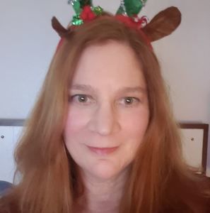 Meet your Posher, Leslie